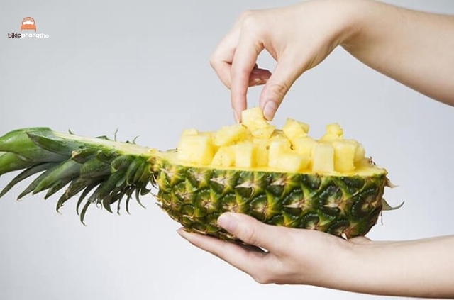 Việc ăn dứa trước khi quan hệ được nhiều người truyền tai nhau