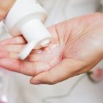 Chọn dung dịch vệ sinh phụ nữ có độ pH phù hợp